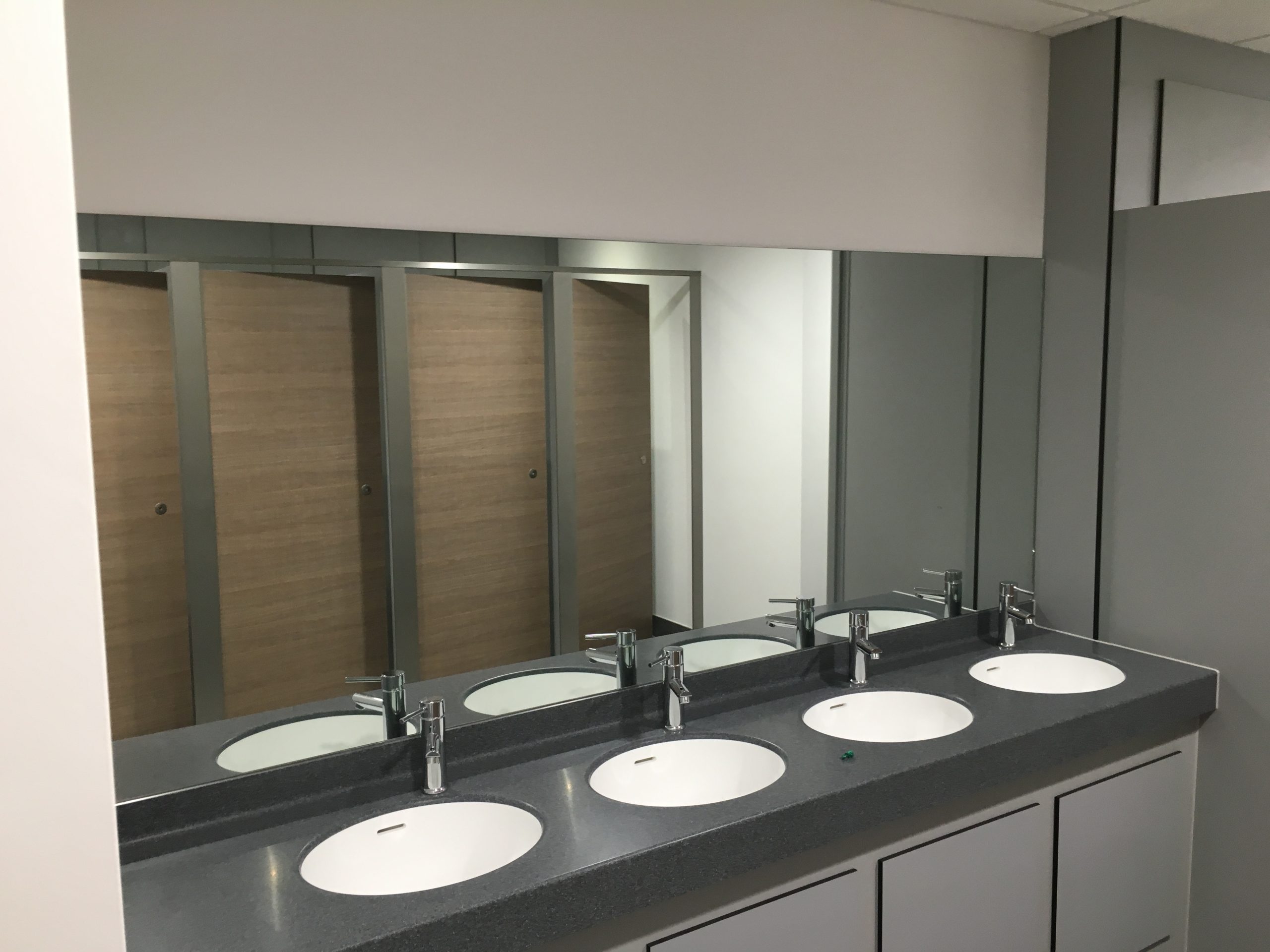 Cambridgeshire Commercial Mirror Installations