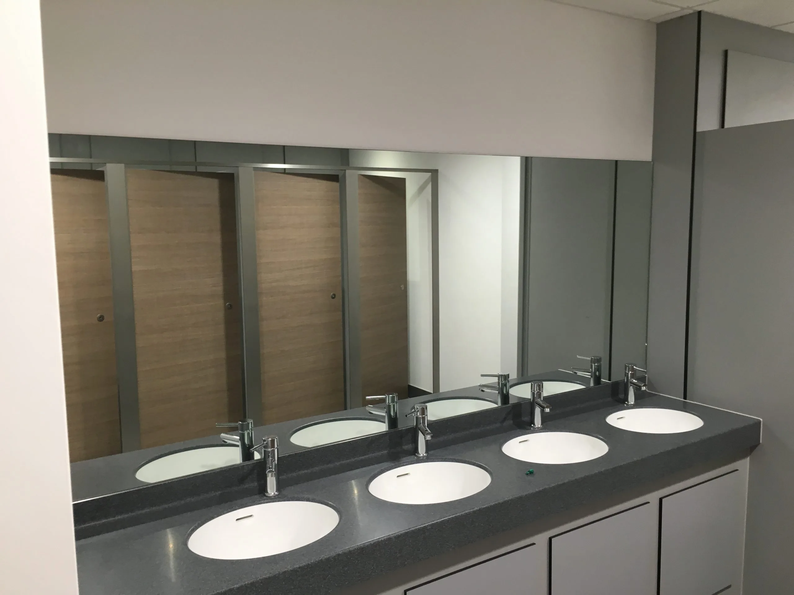 Cambridgeshire Commercial Mirror Installations