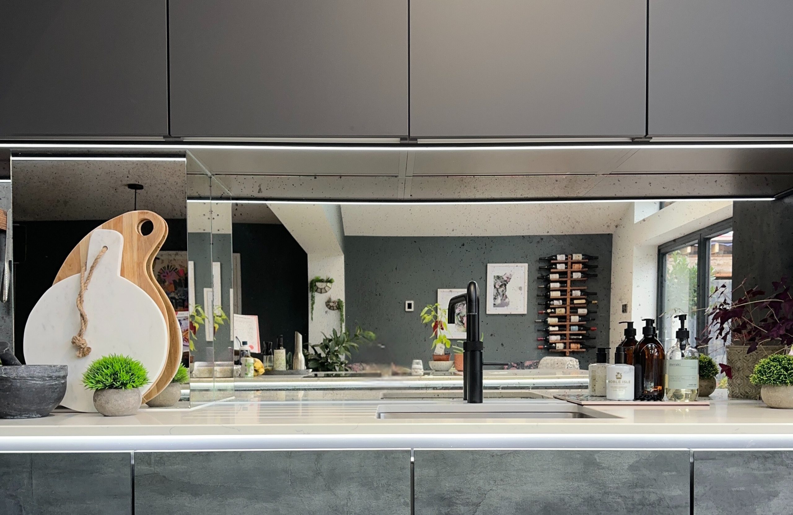 Antique Mirror Kitchen Splashback Cambridge Antique Mirror Kitchen Splashback Newmarket