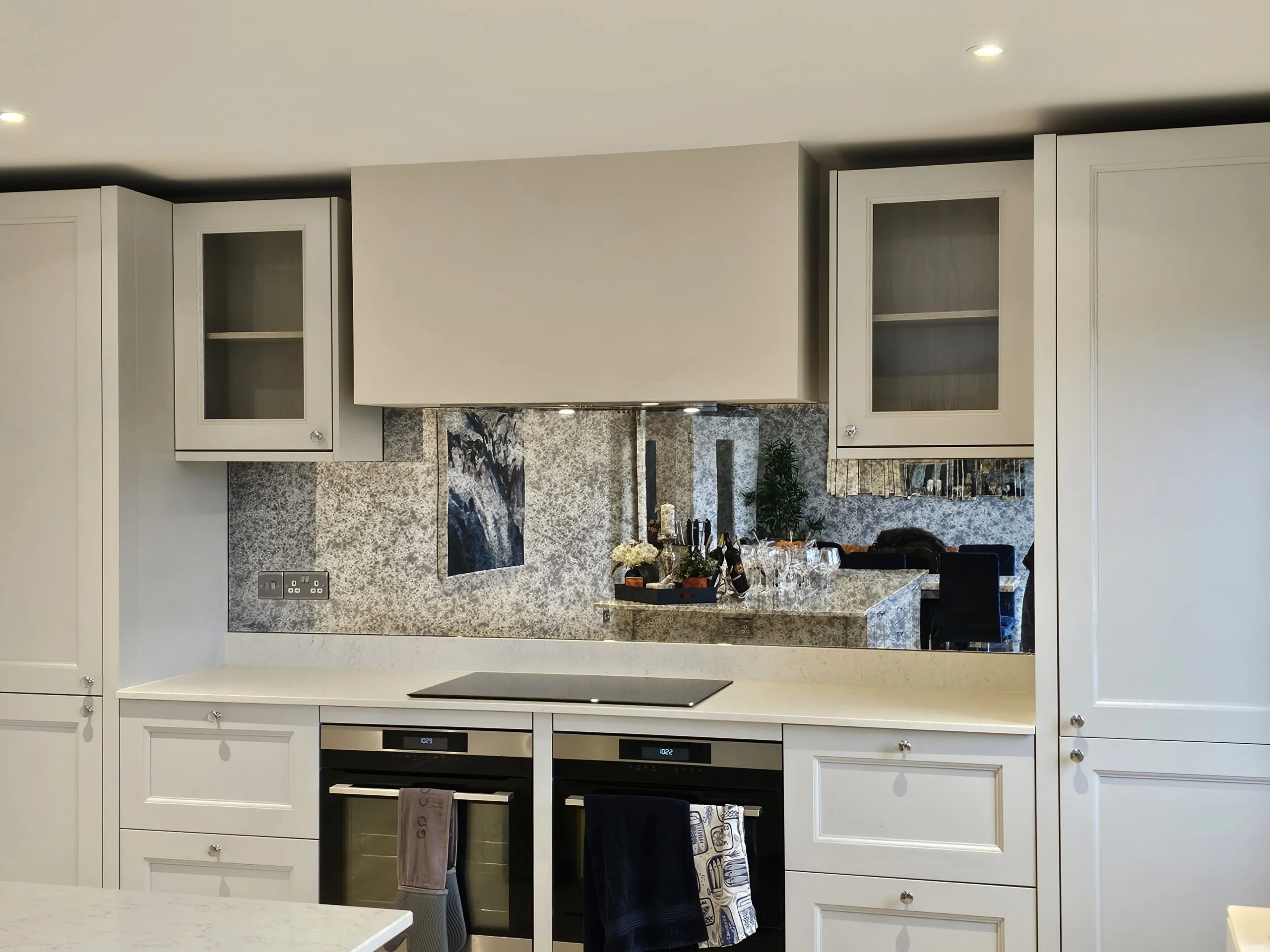 Silver Antique Mirror Splashback Huntingdon
