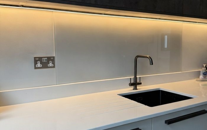 Glass Splashback Cambridge post