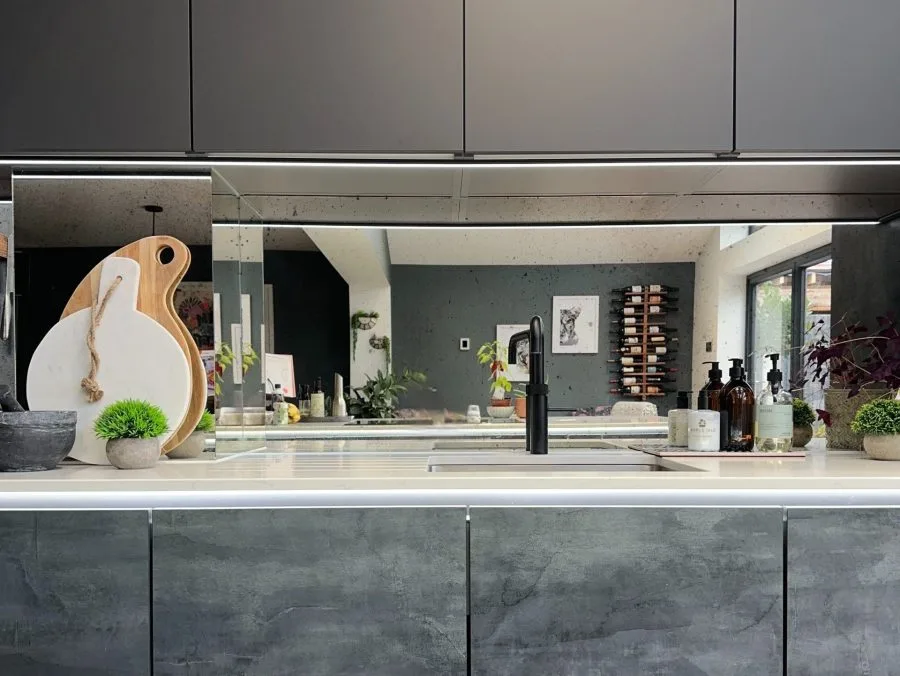 Mirrored splashback to home in Ely