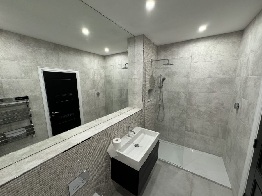 Made to measure mirror to home in Cambridge