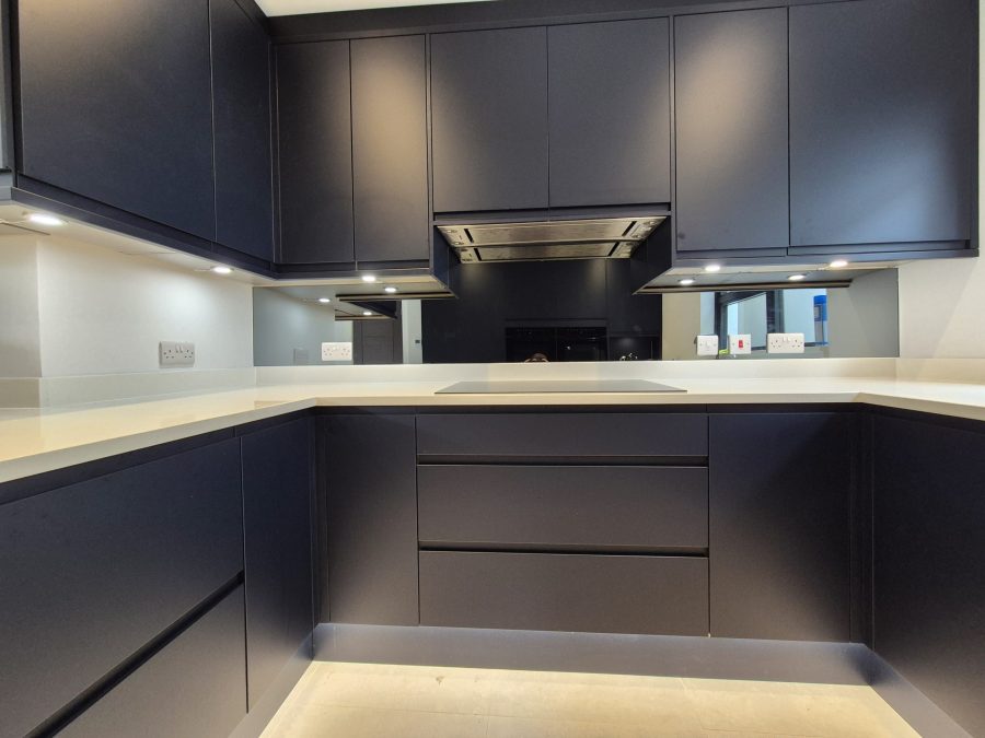 Grey Mirror Glass Splashback to home in Cambridgeshire